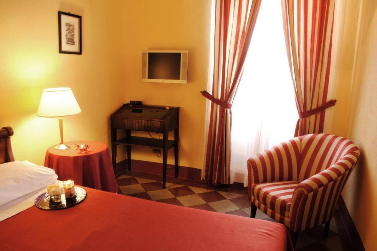 Il Chiostro Del Carmine Hotel เซียนา ภายนอก รูปภาพ